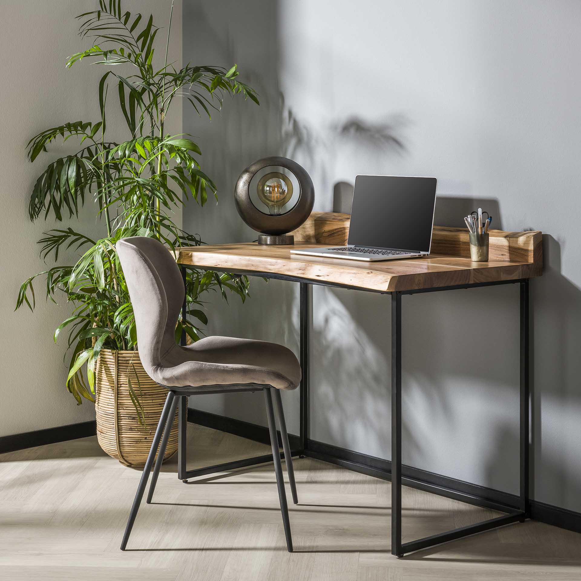 Bureau Live Edge