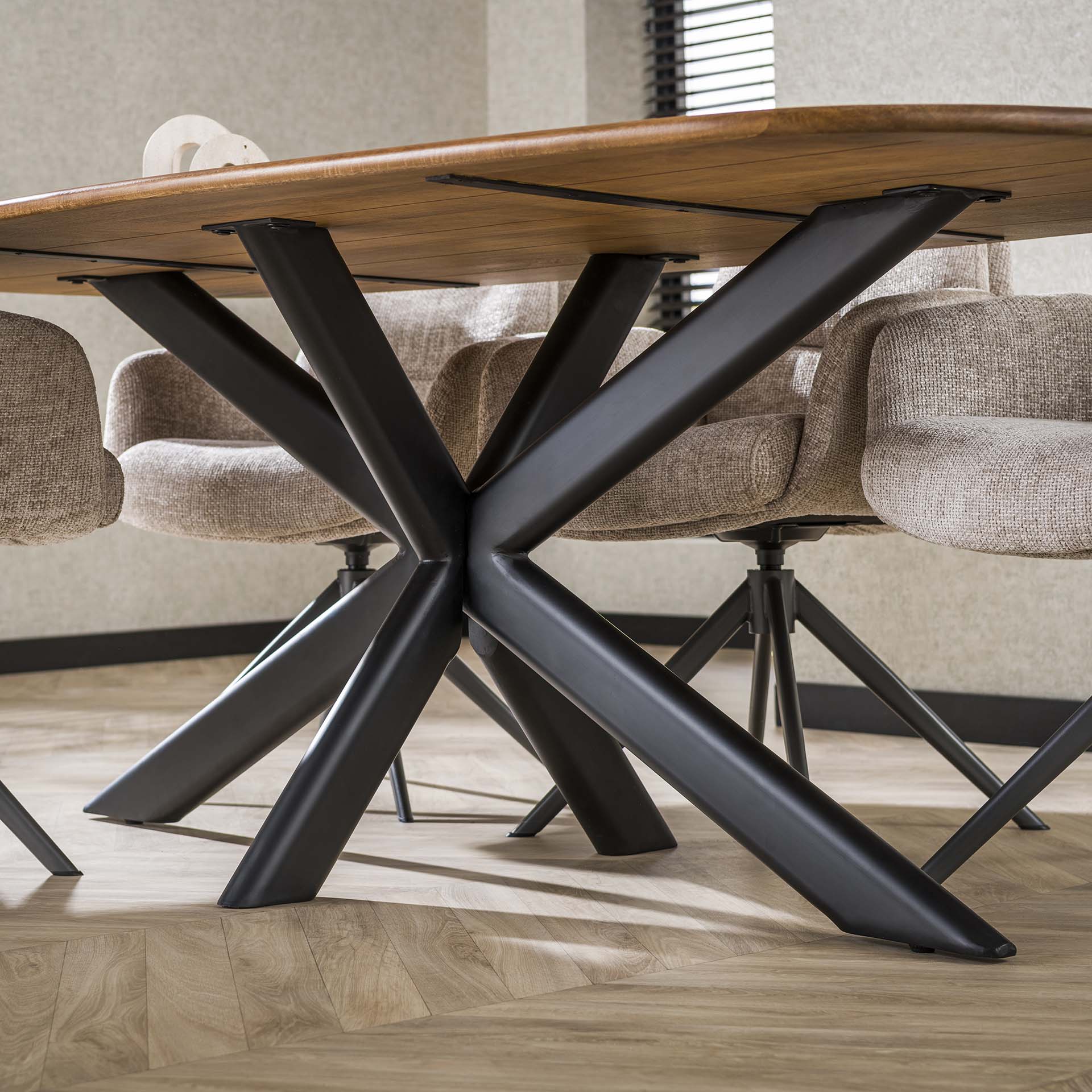 Eettafel Cliff