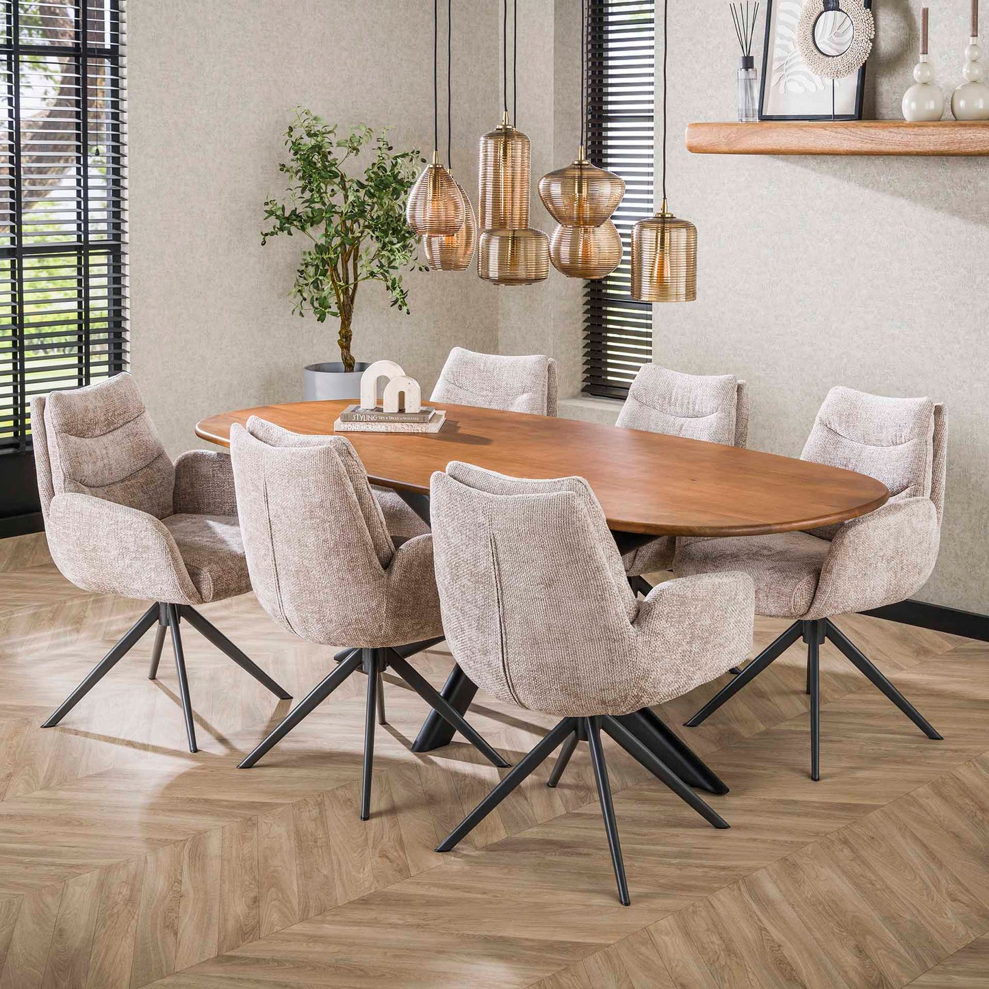Eettafel Cliff ovaal 215 cm