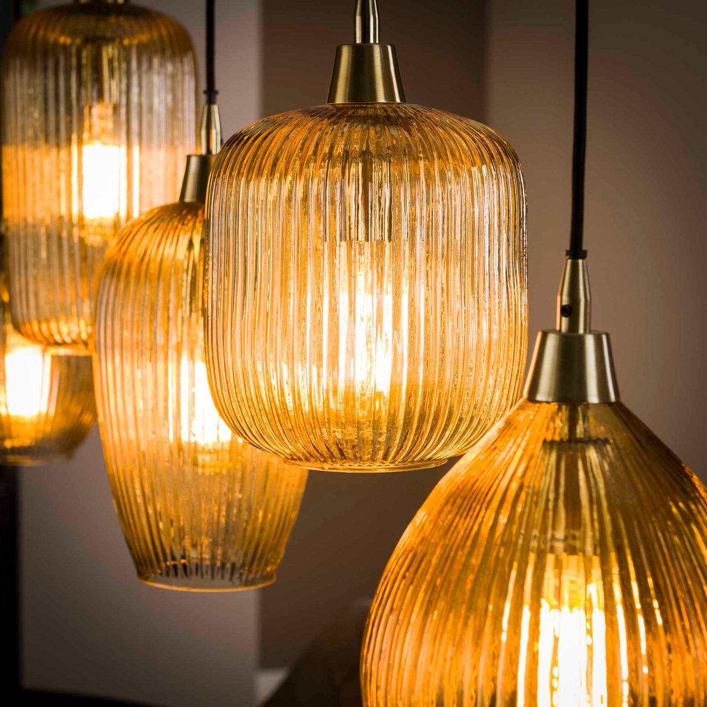 Hanglamp Amberglas - 5 verstelbare kappen